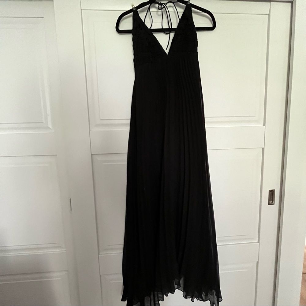 Alice + Olivia Lariette Pleated Ruffle Midi Dress Black Crochet Boho Size 6